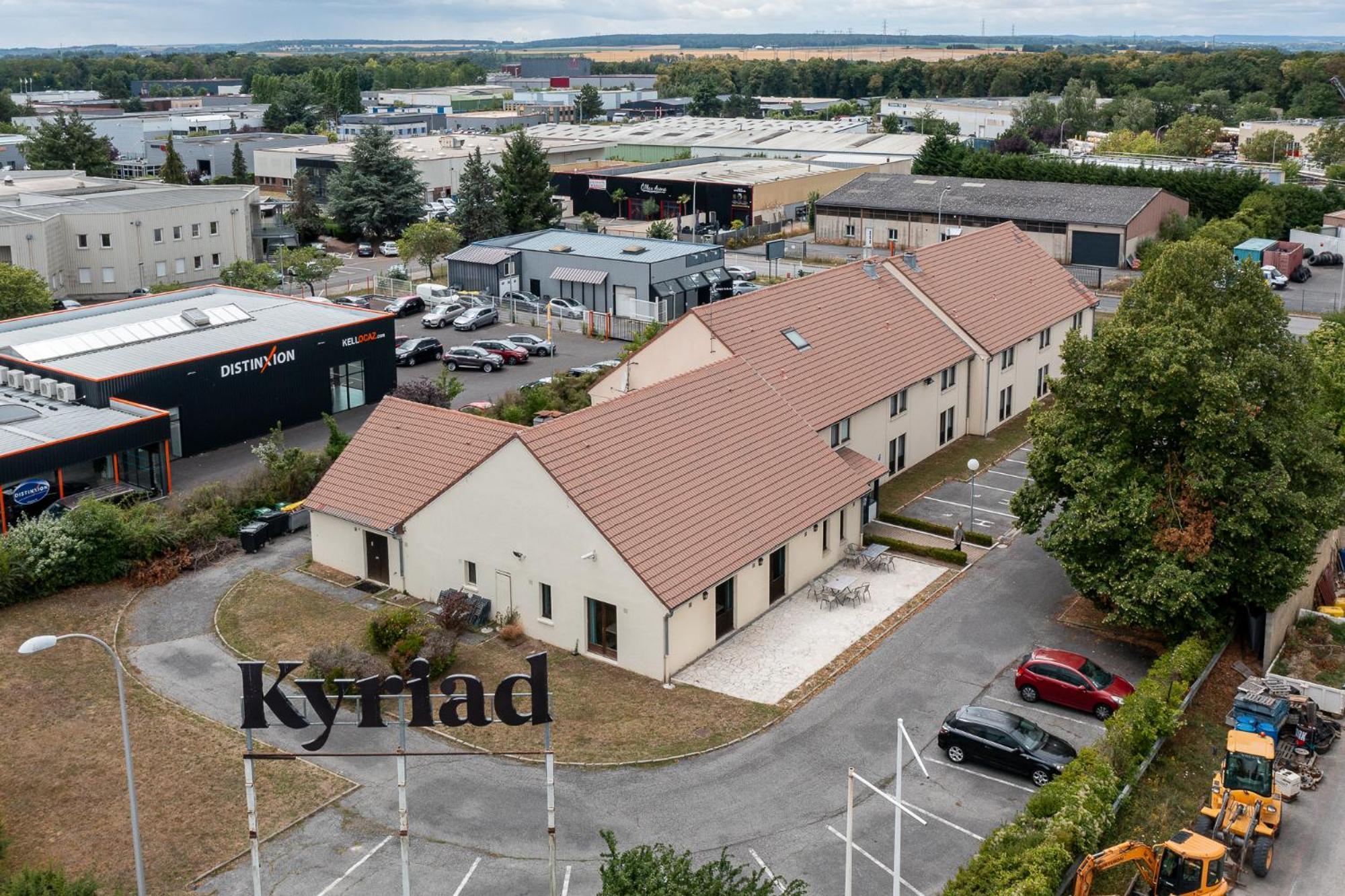 Kyriad Chantilly Nord St Maximin 3*